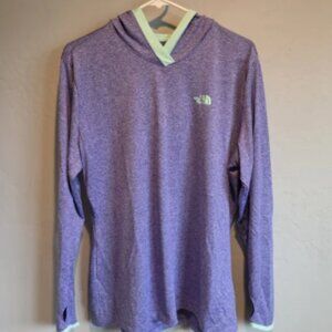 The North Face Women's Purple Long Sleeve Lightweight Hooded Pullover